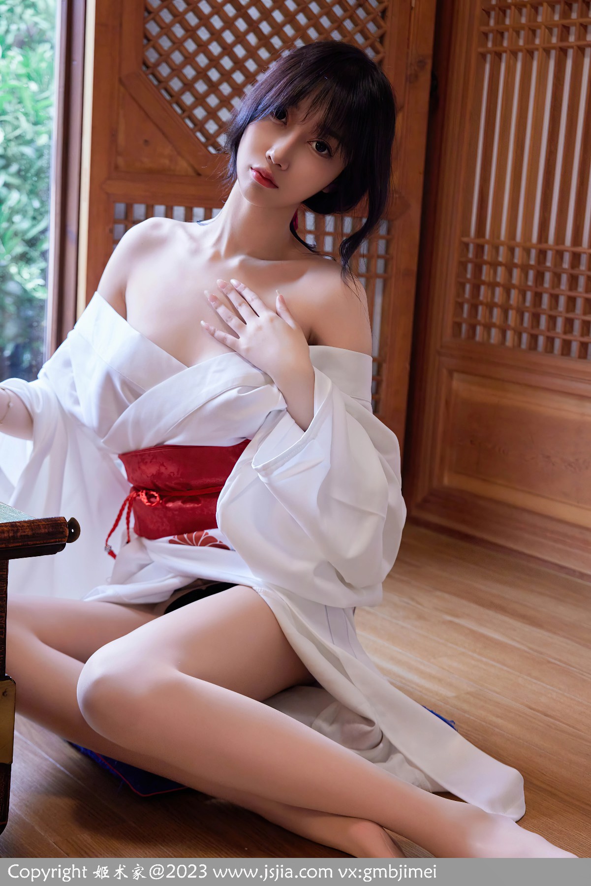 秀人写真xr7610 玥儿玥er 济州岛旅拍60p-姬术家-专注秀人写真分享