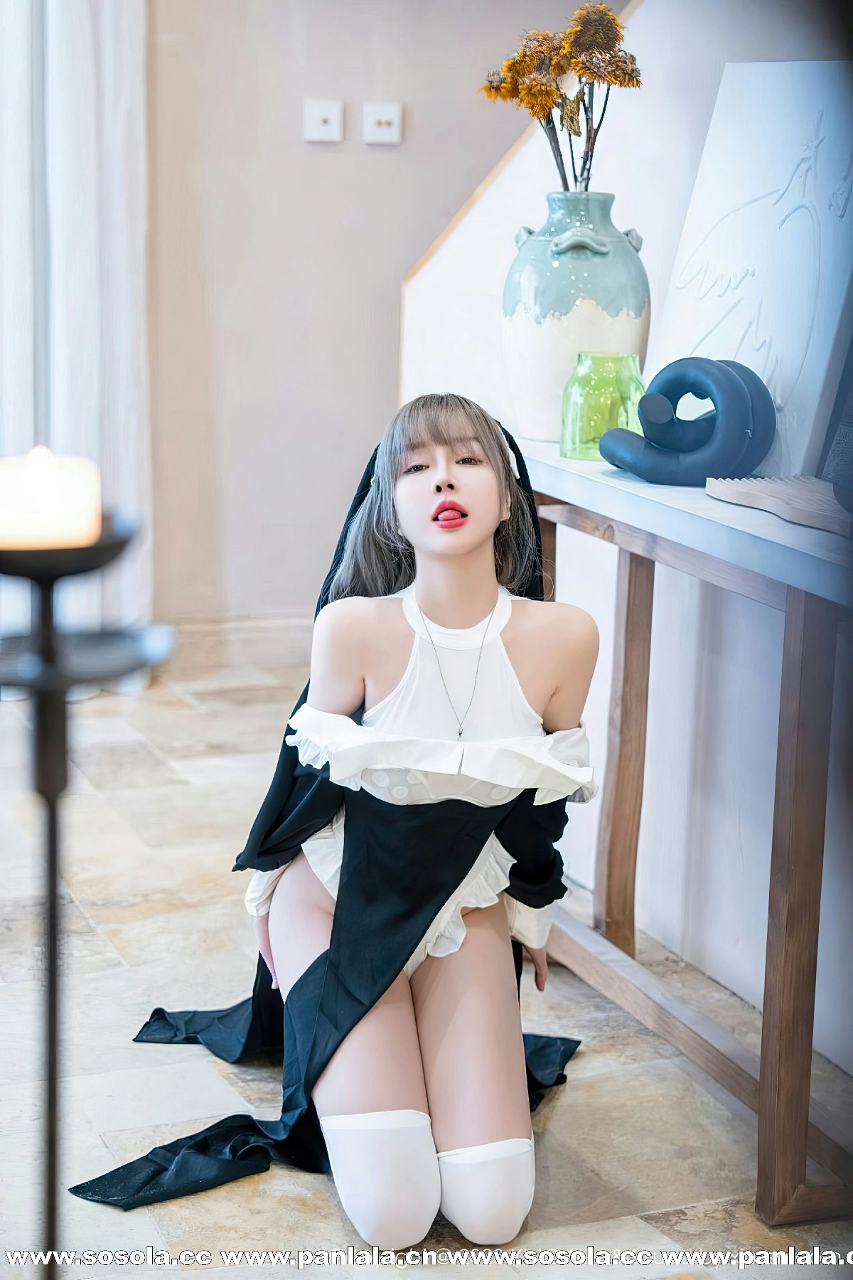 xys187 王雨纯 黑色修女制服与白色紧身裙加白色丝袜美腿性感写真集61p-姬术家-专注秀人写真分享